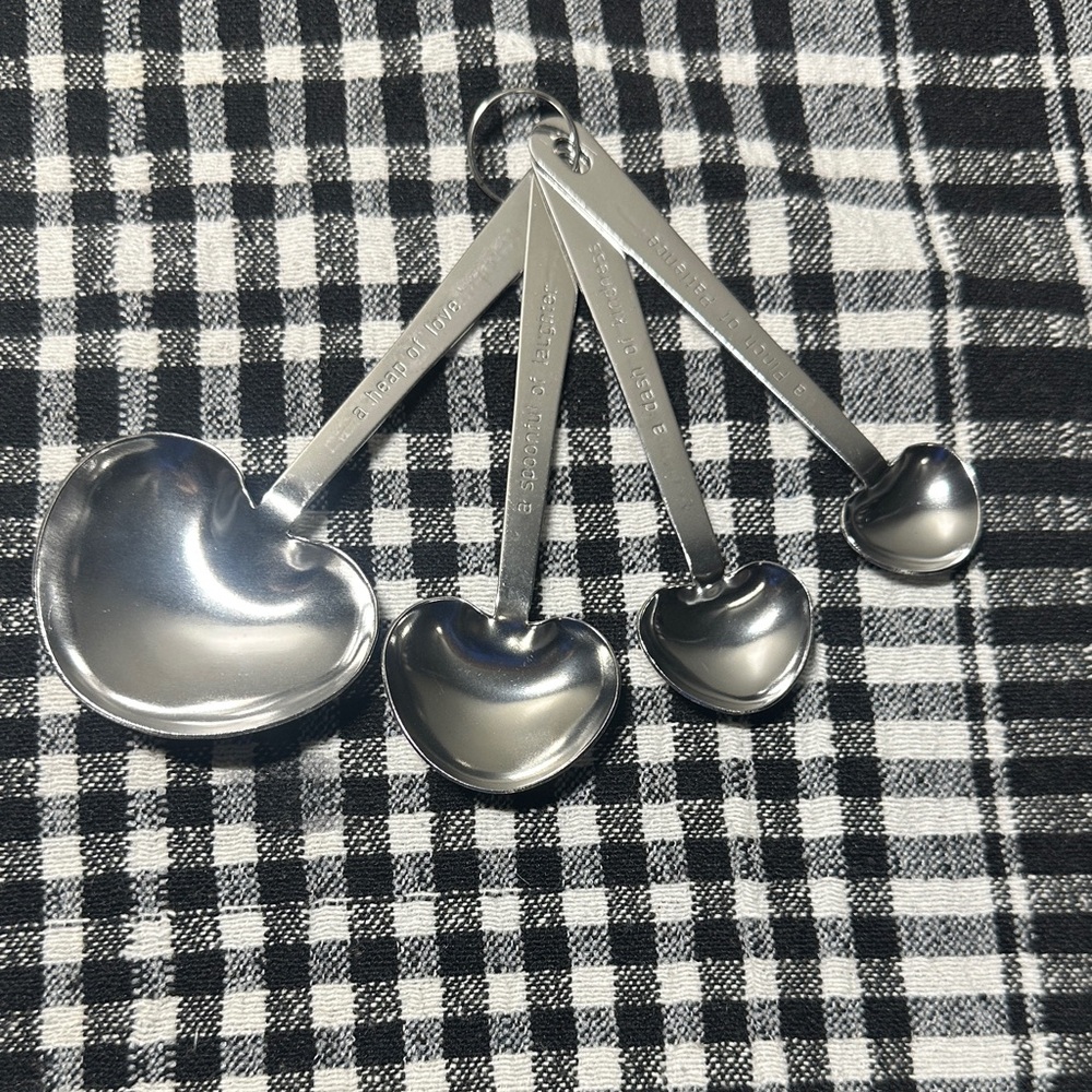 Heart-Shaped Silver Measuring Spoons by Kate Aspen. NWT